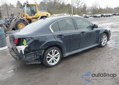 2013 Subaru Legacy 2.5I Limited z USA, uszkodzony, nr VIN 4S3BMBL64D3002430
